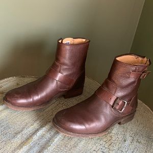 Frye Brown Leather boots size 7.5